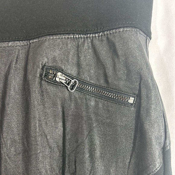 Nygard Slims Leggings Womens Faux
Leather Front Stretch Size M 10-12 - Picture 3 of 4